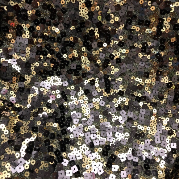 Evening sleeveless blouse gold sequence - Picture 4 of 5